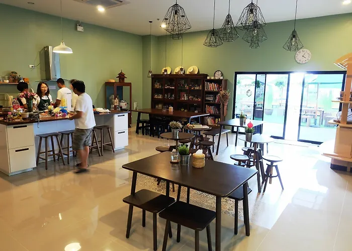 Hom & Cooking Club *